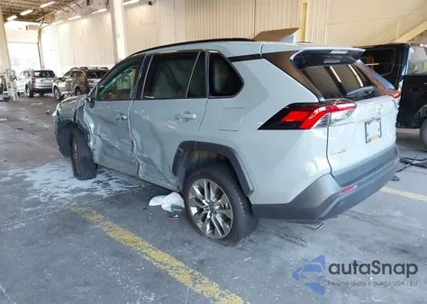 2022 Toyota Rav4 Xle Premium z USA, uszkodzony, nr VIN 2T3A1RFV8NW266958